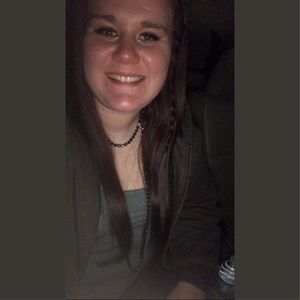 Meet your Posher, Carla